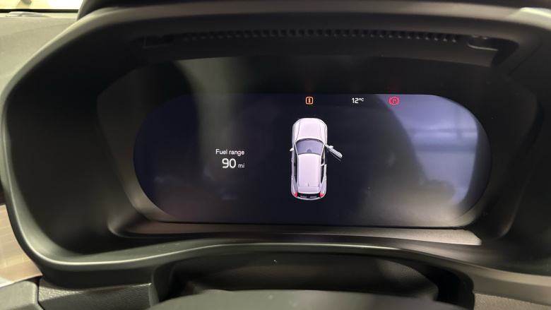 Volvo XC40 2.0 B3P Plus Dark 5dr Auto Petrol Estate